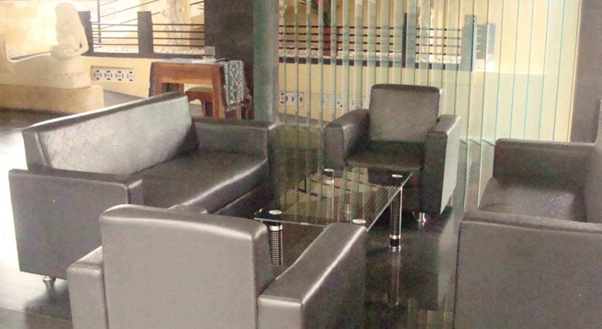 Arya Hotel & Spa Kuta  Bagian luar foto
